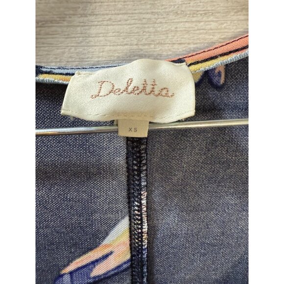 Deletta Navy Bird Print V-Neck Tunic Top With Half Sleeves Womens XS Lightweight - Picture 3 of 8